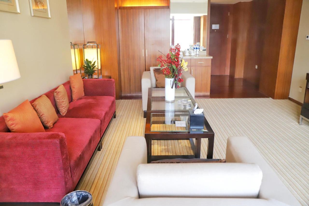 Jinling Riverside Hotel Нанкин Екстериор снимка