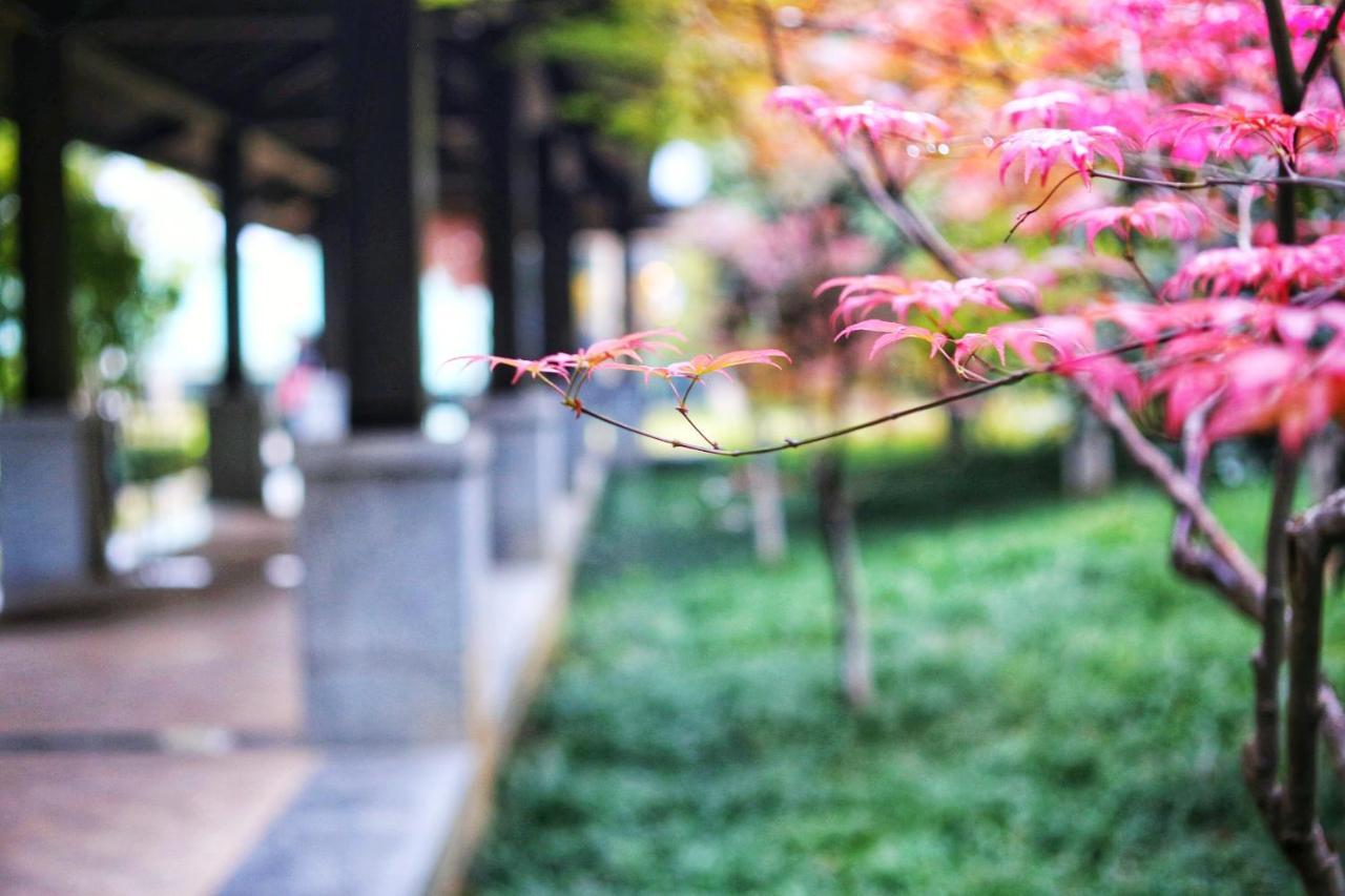 Jinling Riverside Hotel Нанкин Екстериор снимка
