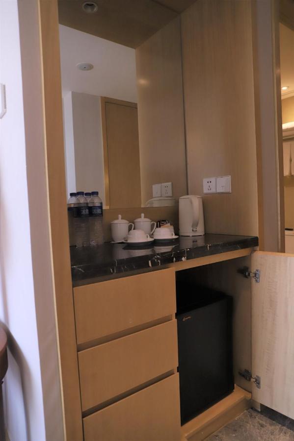 Jinling Riverside Hotel Нанкин Екстериор снимка