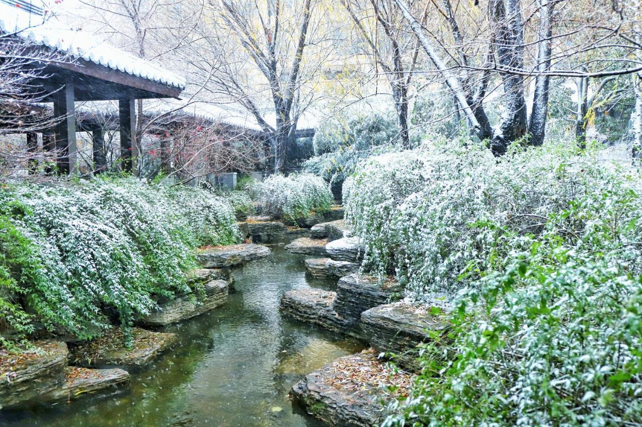 Jinling Riverside Hotel Нанкин Екстериор снимка