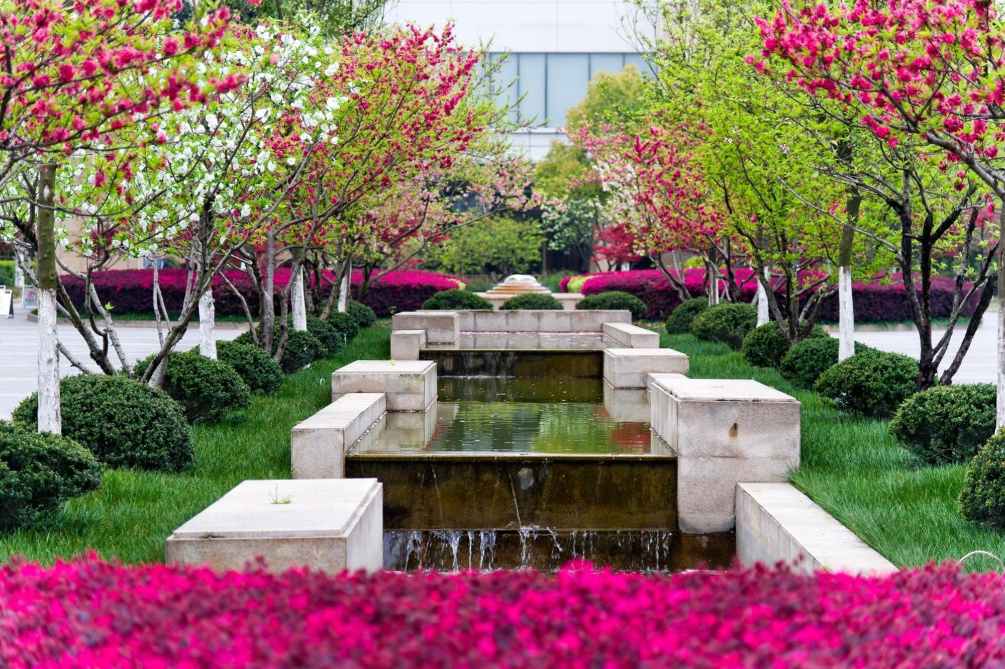 Jinling Riverside Hotel Нанкин Екстериор снимка