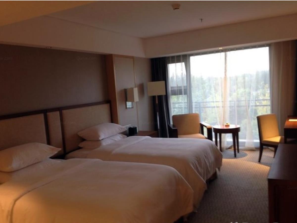 Jinling Riverside Hotel Нанкин Екстериор снимка