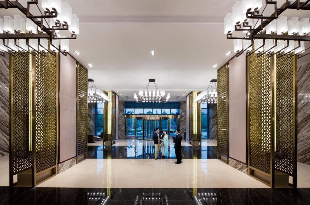 Jinling Riverside Hotel Нанкин Екстериор снимка