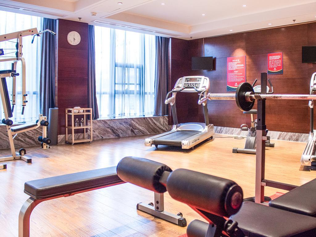 Jinling Riverside Hotel Нанкин Екстериор снимка