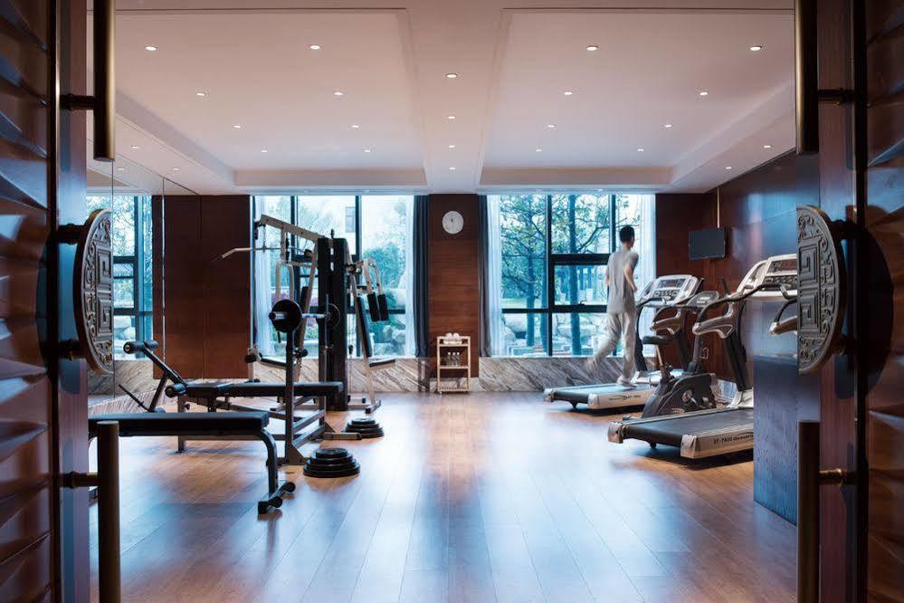 Jinling Riverside Hotel Нанкин Екстериор снимка