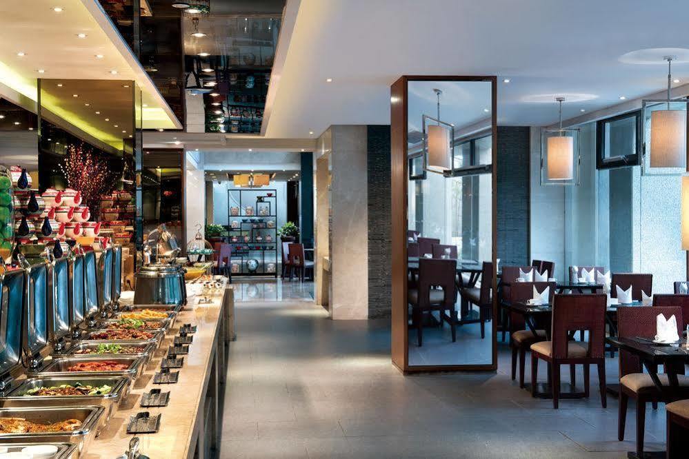 Jinling Riverside Hotel Нанкин Екстериор снимка